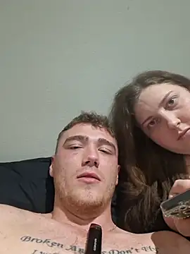 BIG-WHITE-DICK-2001 webcam