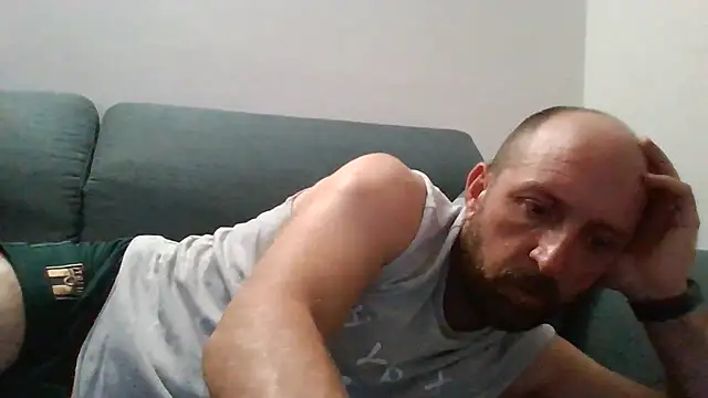 luca_beech88 webcam