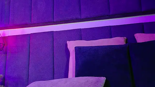 luna_blannco webcam