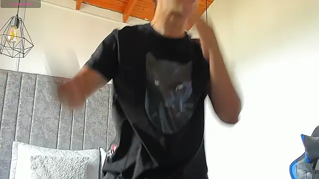 Calvin_Hunter webcam