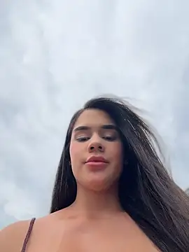 BellaLeclair_ webcam