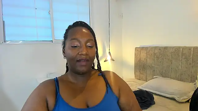 Kendra_Taylor_ webcam