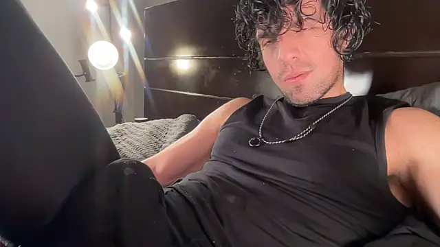 beranco19 Live Webcam on Stripchat