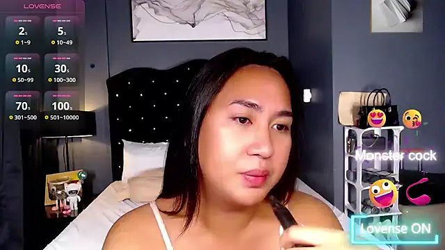 HOTTESTCANDYTS webcam