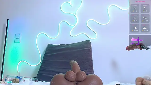 Angeily_Rose webcam