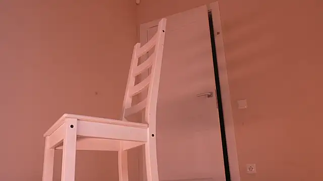 Miablueye live webcam show