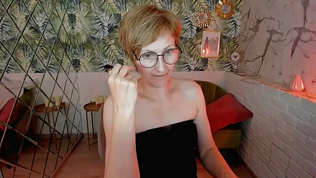 Paris_Cherry live webcam show