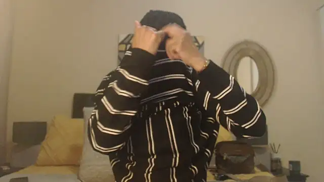 Creamyass22 webcam