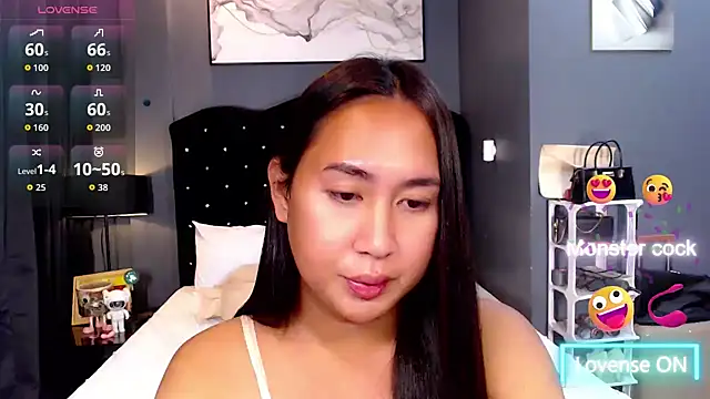 HOTTESTCANDYTS webcam
