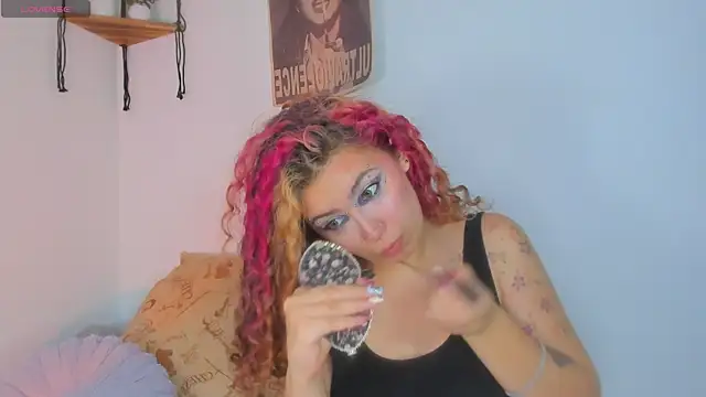 MarieTaylor_ live cam on StripChat