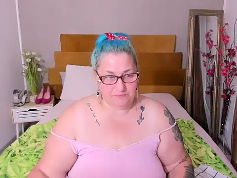 Sugarmommy_69X live cam on StripChat