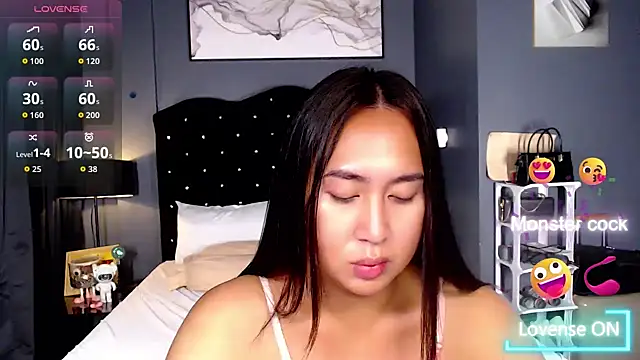 HOTTESTCANDYTS webcam