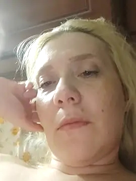 ValerieLUXE webcam