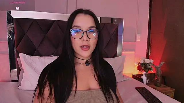 Evelyn__16 webcam