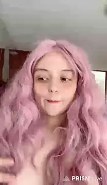 Selena_Roa live cam on StripChat