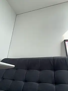 Ema_Rose_ webcam