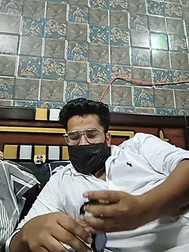 BeardKingoBack webcam