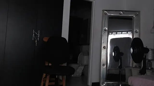mailyn_gold webcam