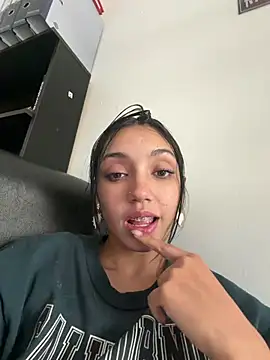 Arianna_Toro_ webcam