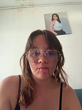 Emma_Jonas webcam