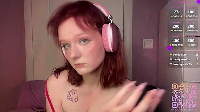 MiraaCharming webcam