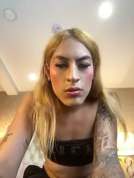 NicolleMonroee webcam