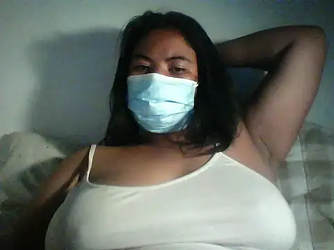 Artinah22 webcam