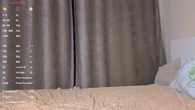 LitellyBella webcam