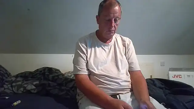 chubbybear2cum live webcam show