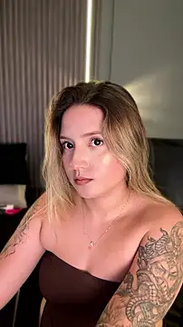 MiaPetit_ webcam