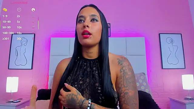 charlotte_kisss webcam