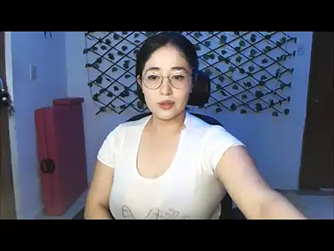 Elina_Rose888 live cam on StripChat