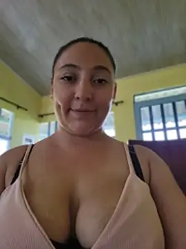 VickyHoult live cam on StripChat