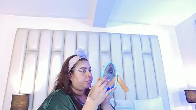 aandreaperez - Aandreaperez's free webcam - UK Sex Cams