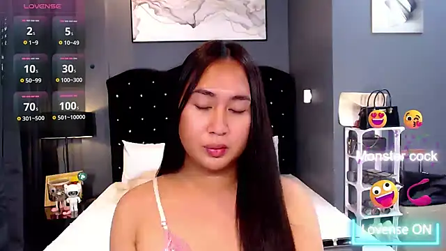 HOTTESTCANDYTS webcam