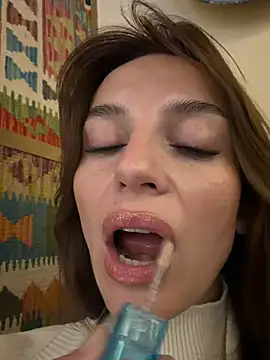 -AngelAri-