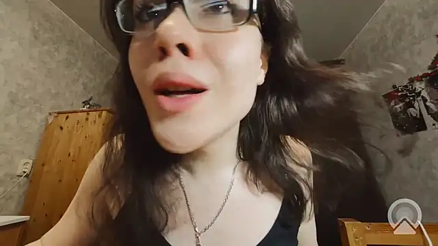 RachelSav webcam