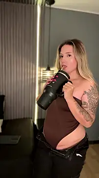 MiaPetit_ webcam