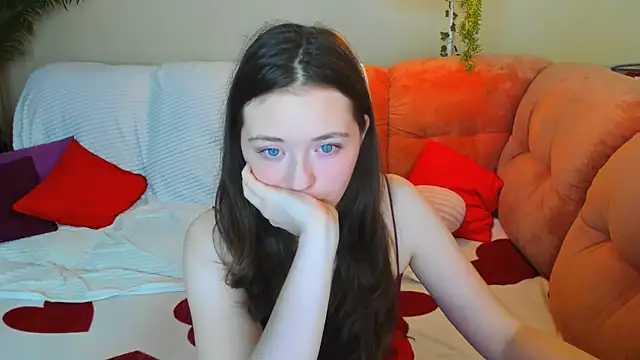 AlluringLookk webcam