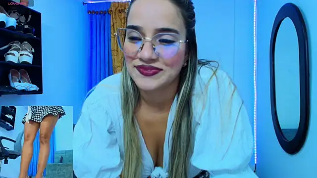 Sally_Ricci webcam
