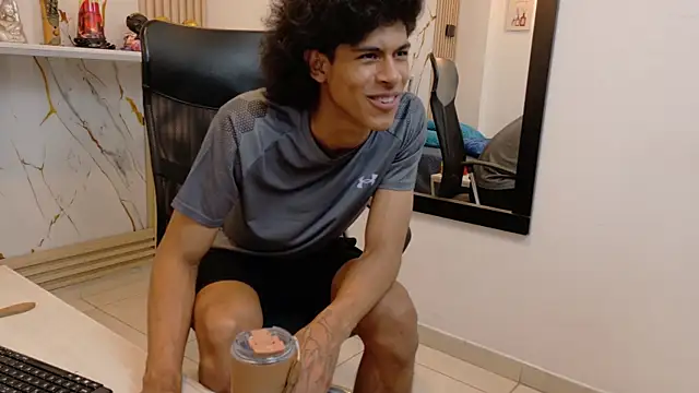 zayn_fox32 (M twink) - PUBLIC CUM SHOW