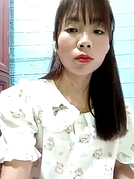 AmyLinee01 webcam