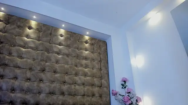 violet_giraldo webcam