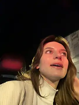 -AngelAri-