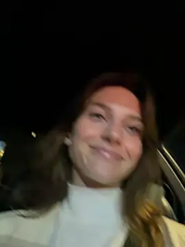 -AngelAri-