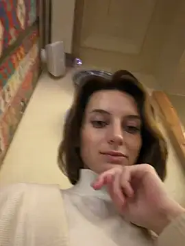 -AngelAri-