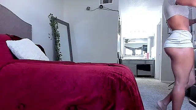 yiauana live cam
