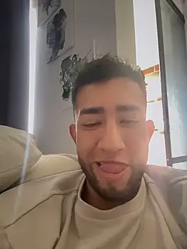 liam_bronw webcam