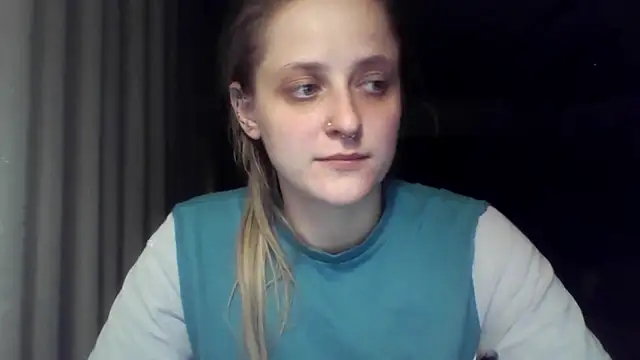 LeaWetGirl webcam