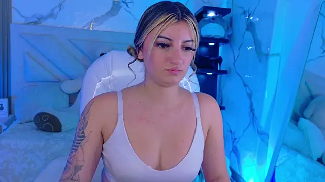 _aitana_001 live cam